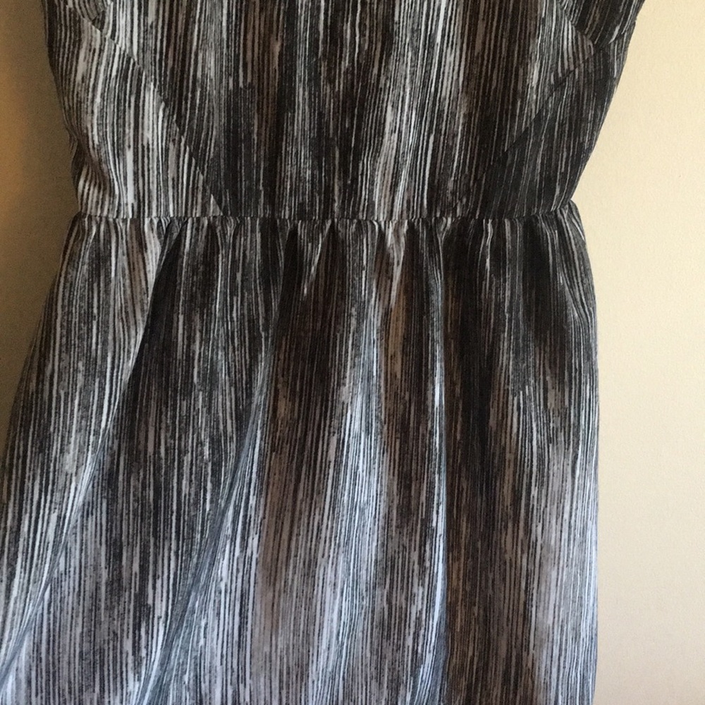 Mossimo Patterned Dress - Picture 4 of 6
